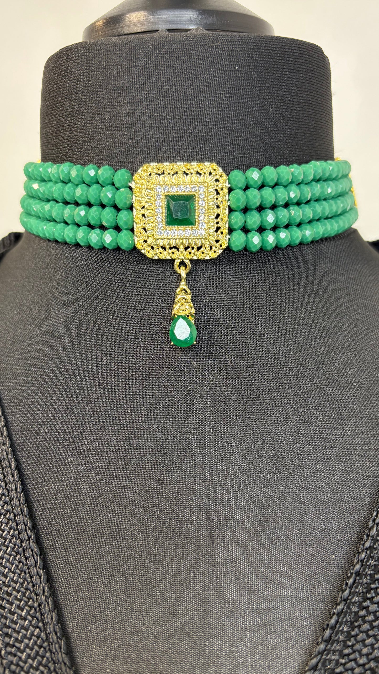 Collier Ras du Cou Vert