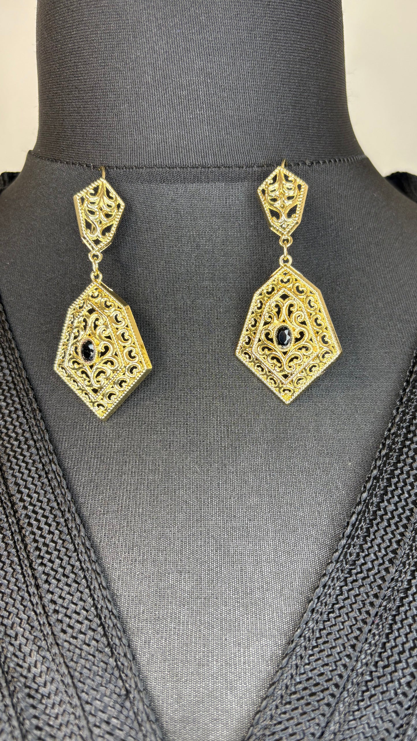 Boucles D'oreilles Pendantes noir & or